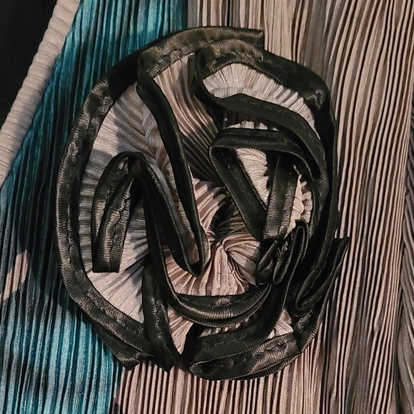 Vintage Euro Virginie Paris France Accordian Micro Pleats Floral Dress NWT - Picture 7 of 15